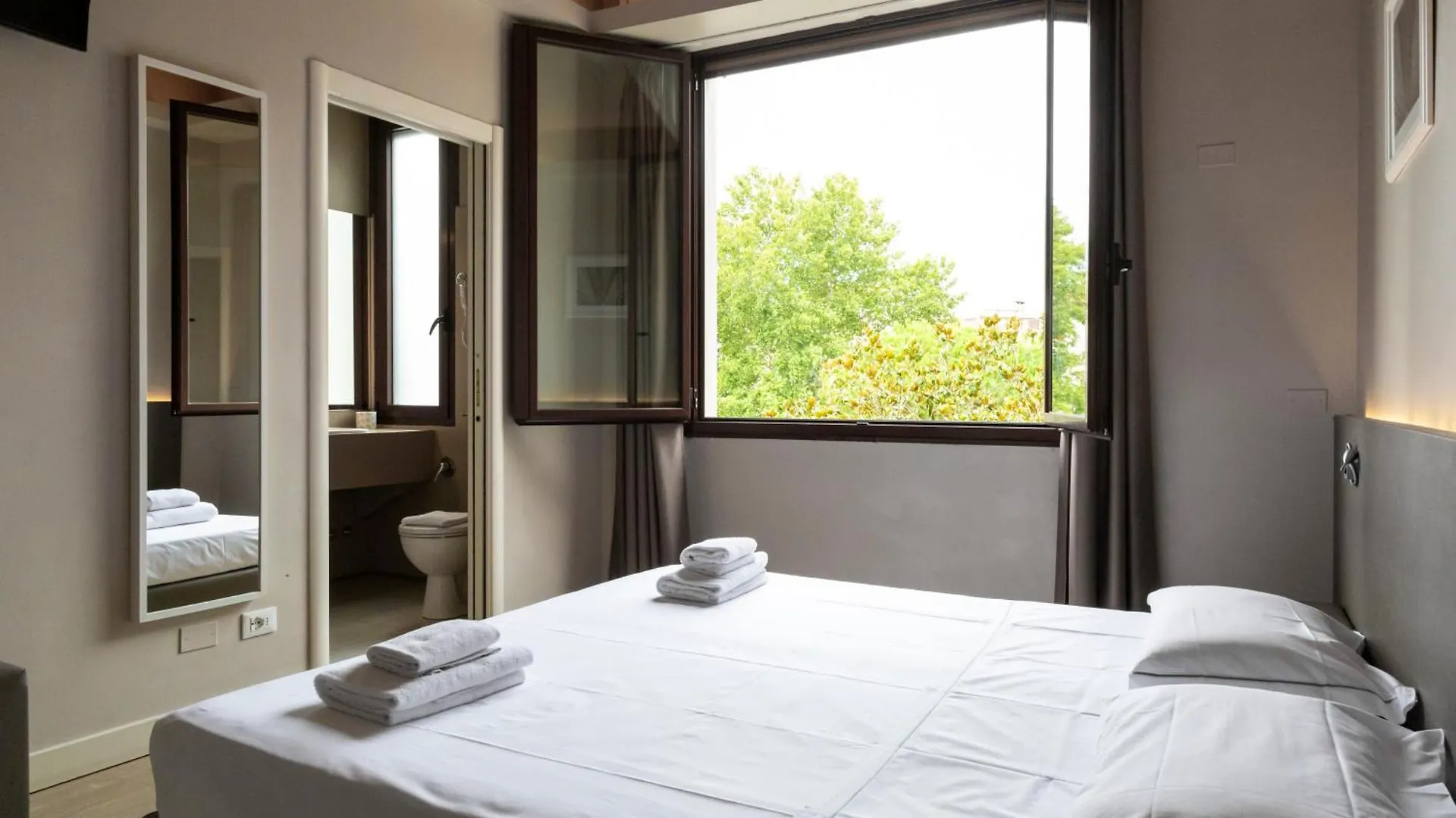 Hostel Plus Florencja