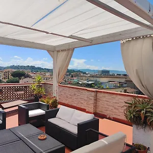 Panoramic Luxury Little Penthouse Apartment
