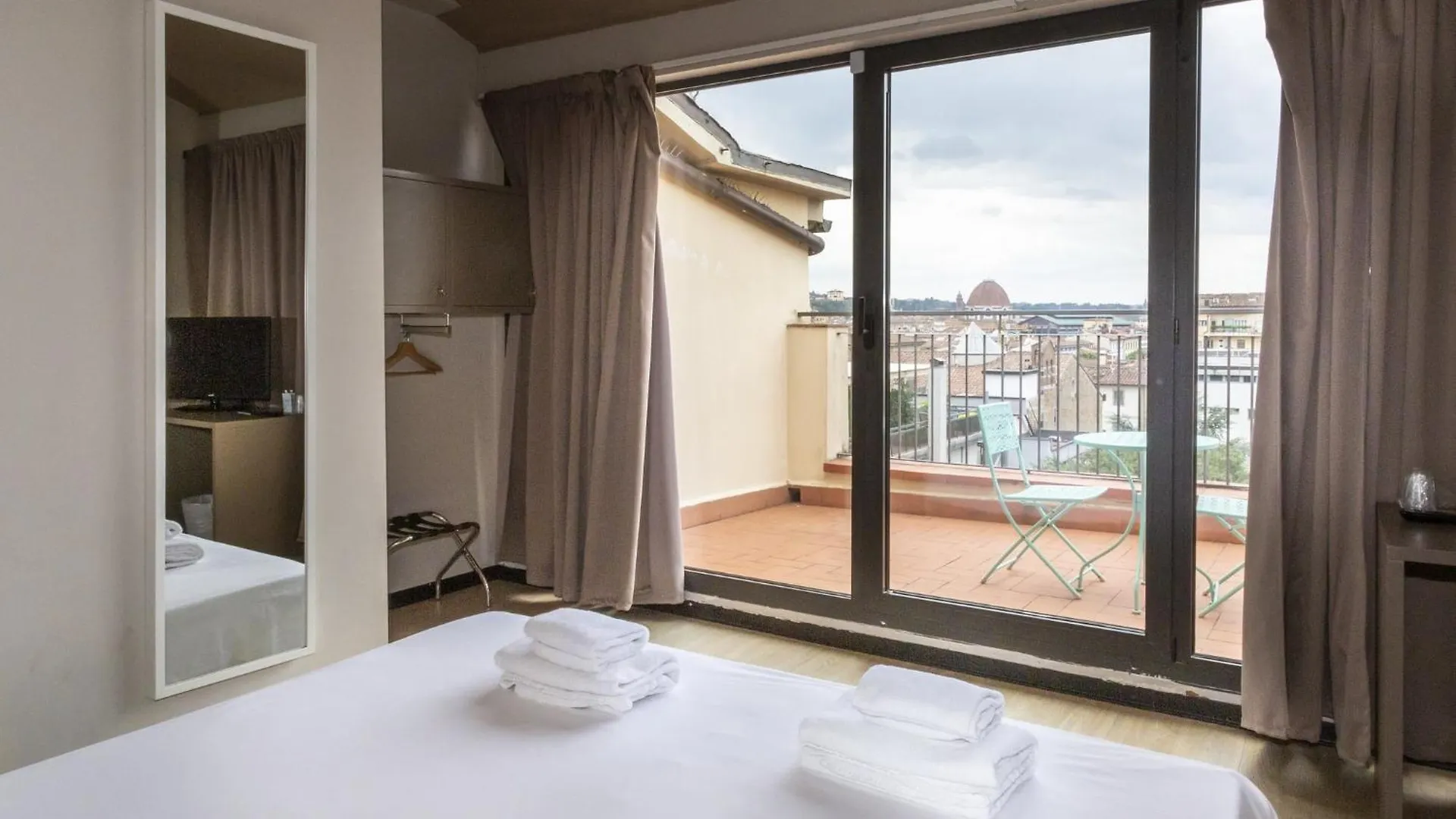 Plus Florence